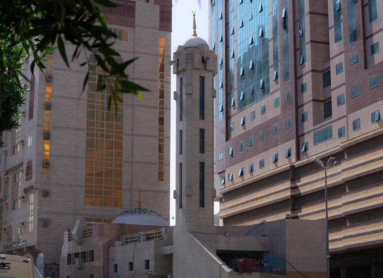 Picture 2 for Activity Makkah: Journey to the Prophetic Landmarks Near Masjid Haram 2