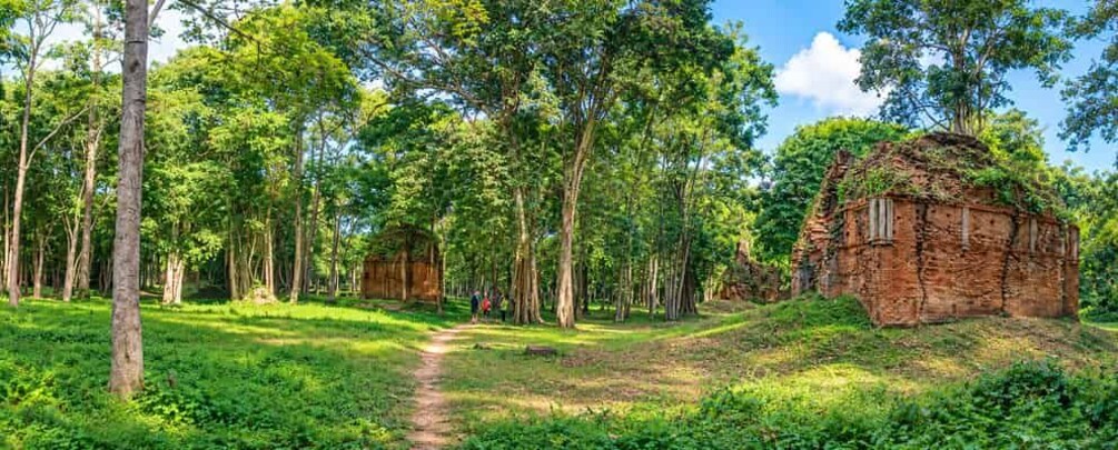 Picture 14 for Activity Cycling Tour from Phnom Penh to Angkor Wat 5