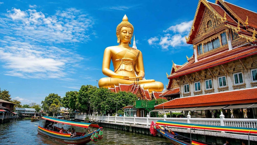 Bangkok: 2-Hour Canal Tour by Teak Boat 1