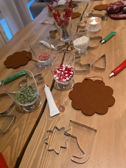 Picture 2 for Activity Rovaniemi: Baking and decorating gingerbread cookies 2
