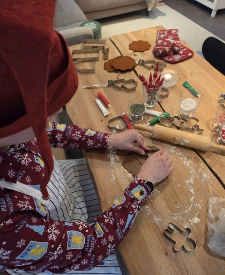 Picture 1 for Activity Rovaniemi: Baking and decorating gingerbread cookies 3