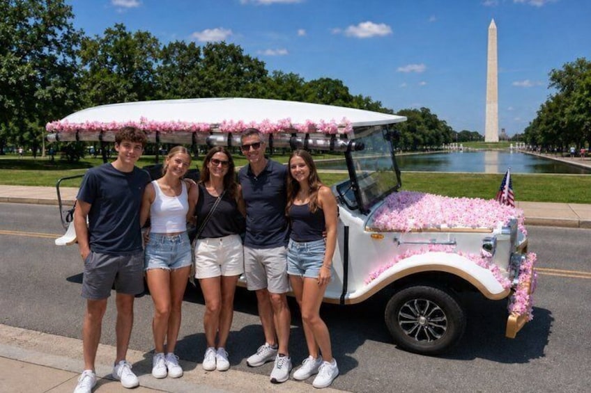 DC: DayTime Small-Group Guided Monuments&Memorials Tour by E-Cart 2