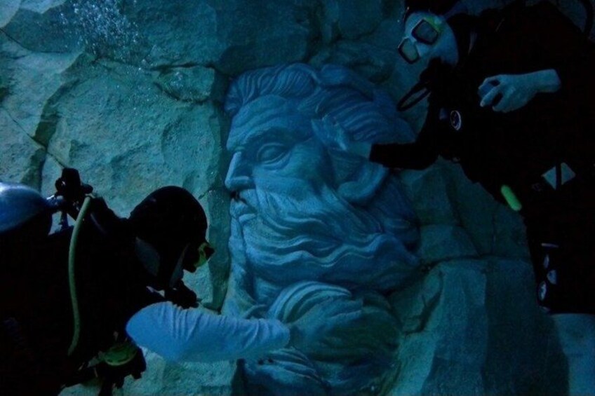 Scuba Diving Experience at Asia's Deepest Indoor Pool near Seoul 2