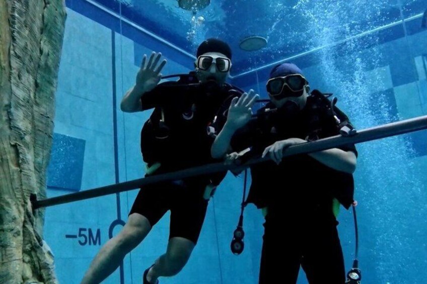 Scuba Diving Experience at Asia's Deepest Indoor Pool near Seoul 3