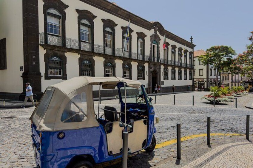 Funchal Private Old Town & Scenic Viewpoints Tuk-Tuk Tour 5