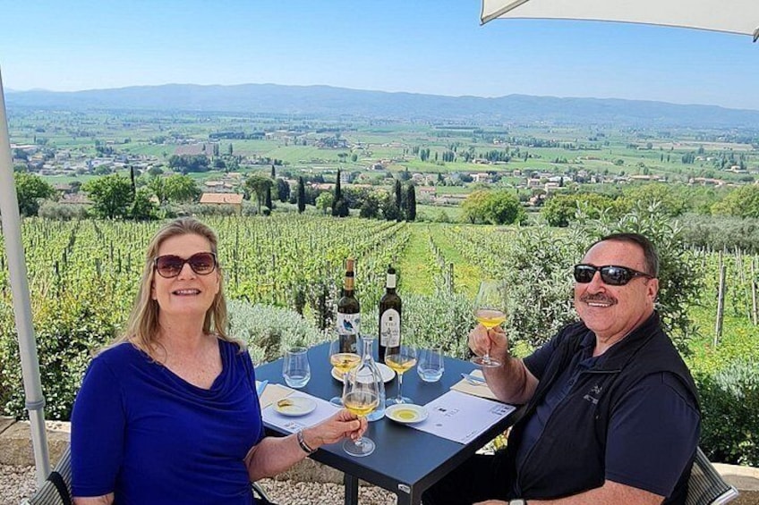 Farm to Table Light Lunch and Wine Tasting in Assisi Countryside 4