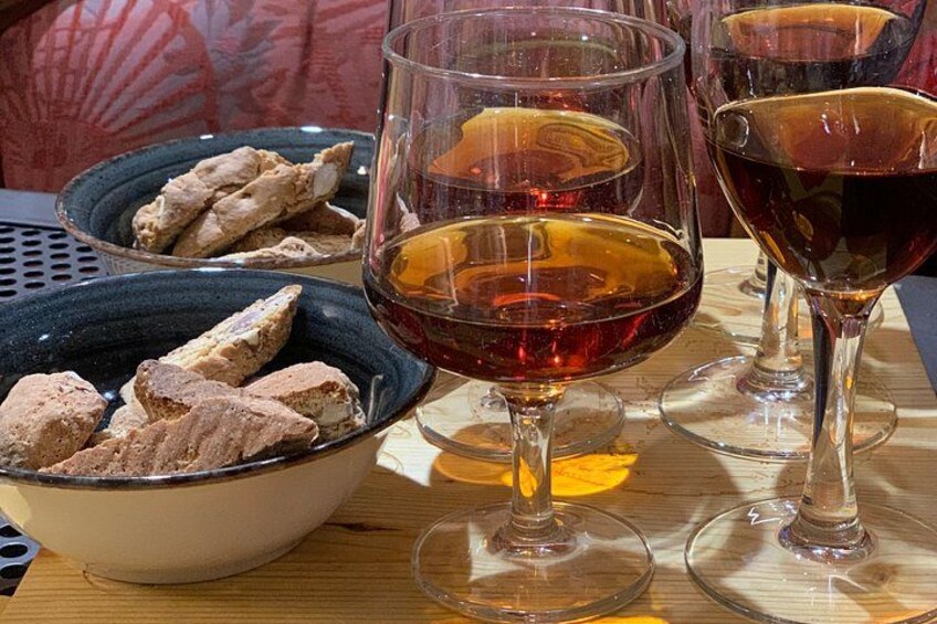 Pecorino Cheese and Brunello Tasting Tour in Tuscany 4