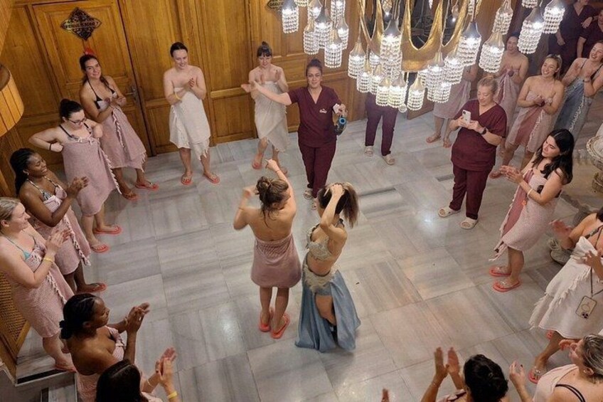 Istanbul: Hamam Party, Food, Scrub, Foam Make & Belly Dance Show 2