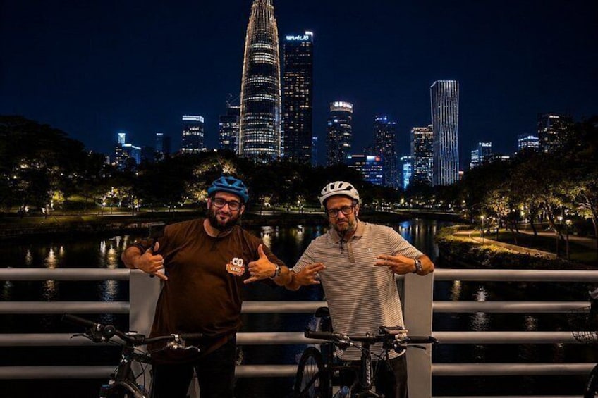 Shenzhen Guided Bike Tour: Cycling at Night From City to Sea 5