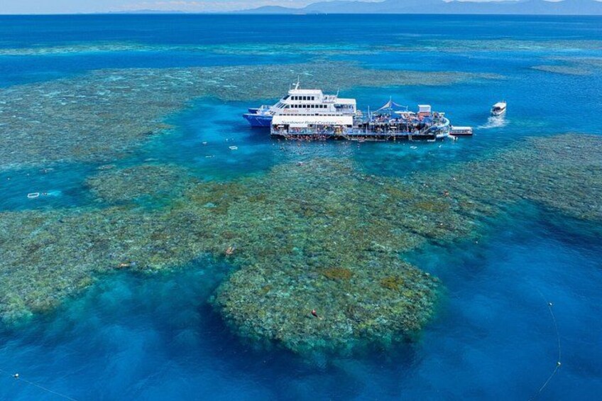 Great Barrier Reef Pontoon and Helicopter 2