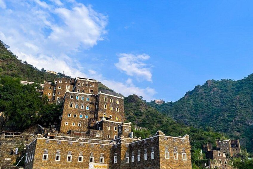 Abha Highlights Tour Al Soudah Mountain Rijal Alma and Art Street 1