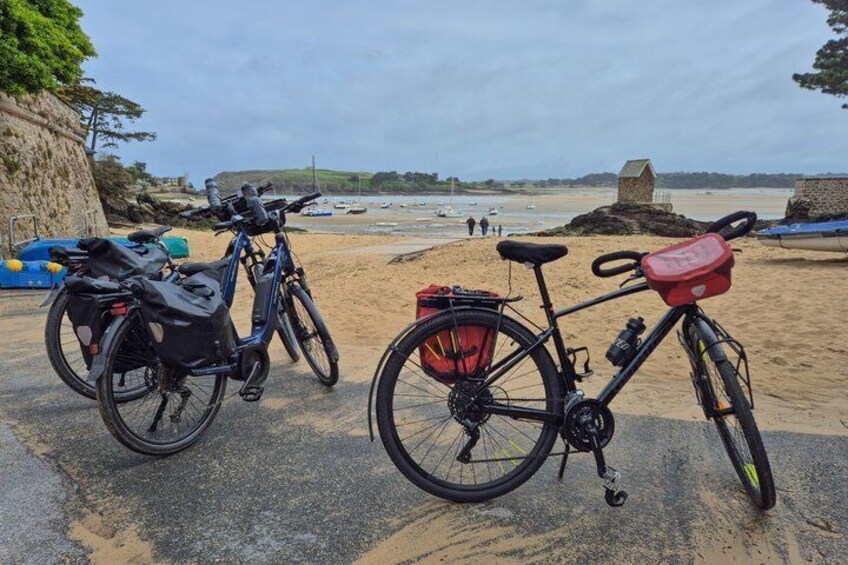 Guided tasting bike ride between Saint-Malo and Cancale 7h 2