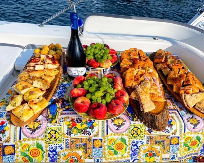 Picture 3 for Activity Avola: Premium Boat Tour with Aperitif and Snorkeling 2
