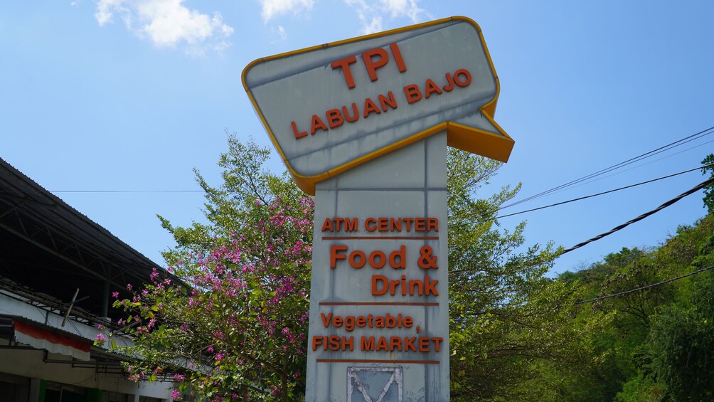 Labuan Bajo: Urban Discovery Tour –  A Tale of Two Cities 3