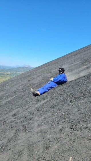 From Managua: Cerro Negro Sandboarding & León Heritage Sightseeing Tour 1