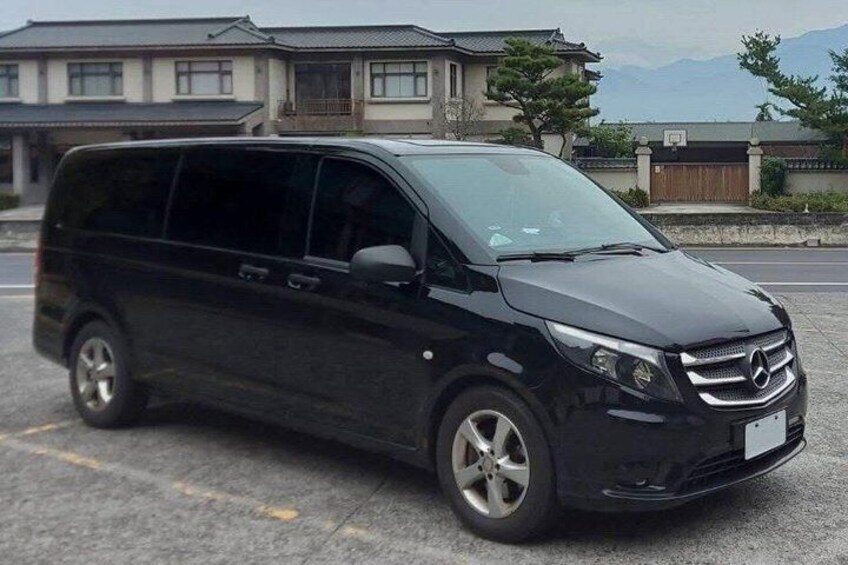 Mercedes-Benz Private Tour: Yehliu, Shifen & Jiufen 1