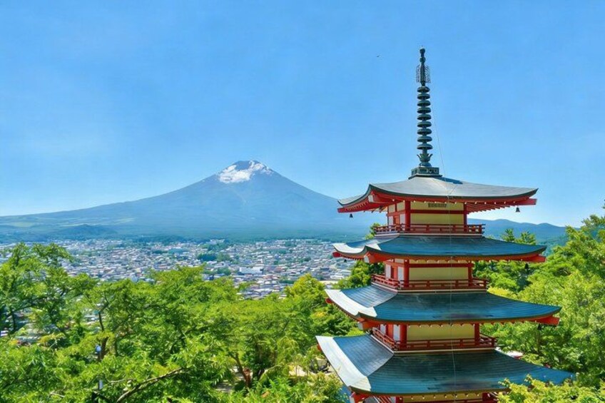 Private Chartered Day Tour to Mount Fuji 4