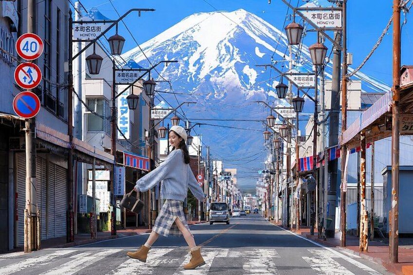 Private Chartered Day Tour to Mount Fuji 5
