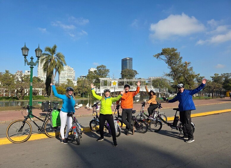 Picture 6 for Activity Buenos Aires: Bike Tour of City Parks (E-bike optional) 1