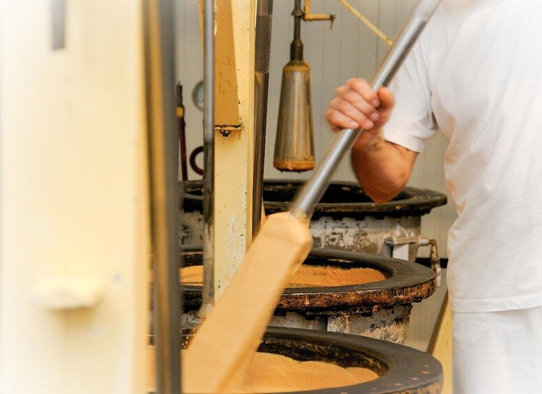 Jijona: El Artesano Turrón Factory Tour with Tasting 1