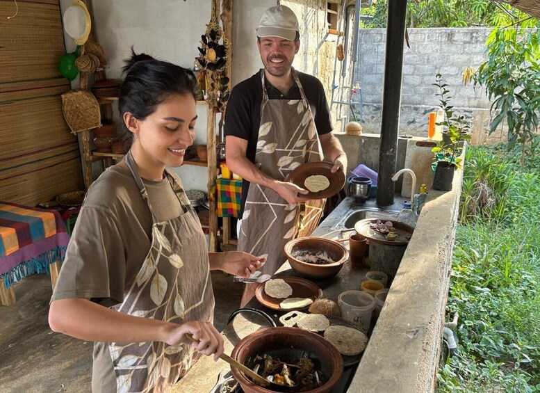 Picture 1 for Activity Tangalle: Sri Lankan Roti and Kottu Cooking Class 1