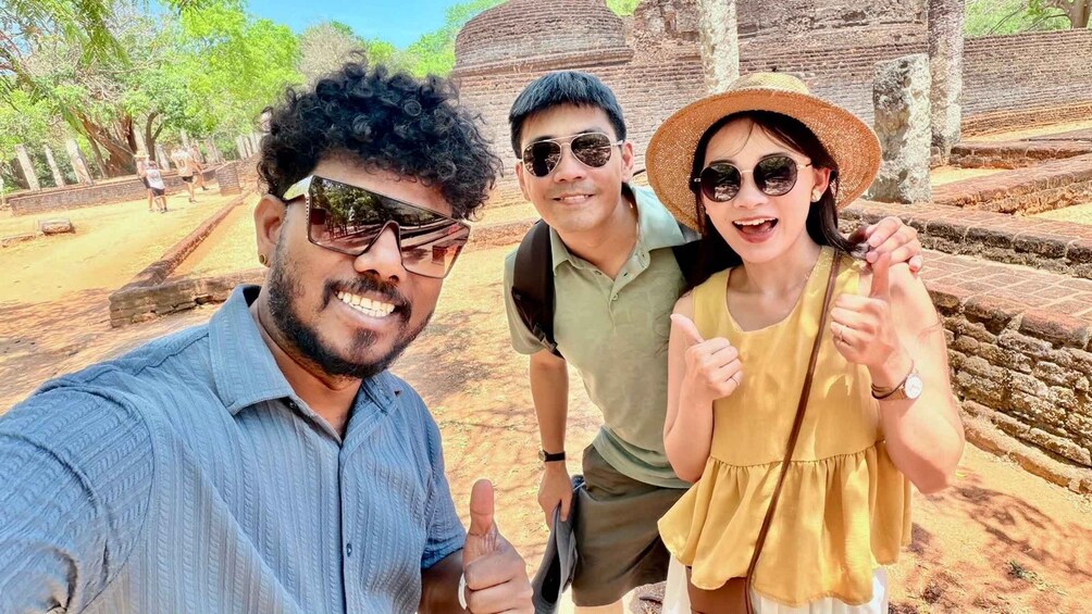Sri Lanka : 6N/7-Day Highlights Tour: Sigiriya, Kandy & Ella 1