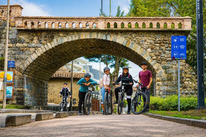 Picture 1 for Activity Cuenca: Rivers Bike Tour with Artisan Ice Cream Stop 4