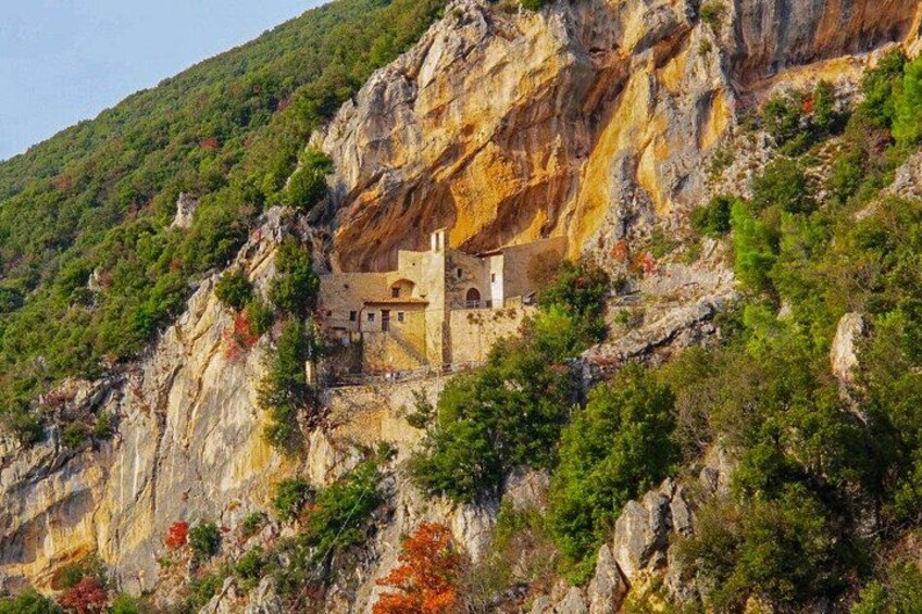Hidden Umbria Rasiglia Waterfalls and Local Food Experience 2