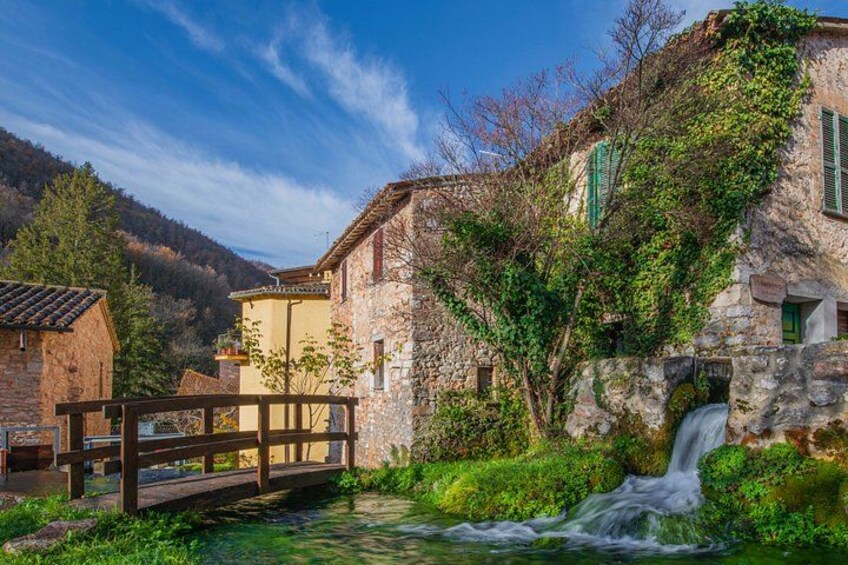 Hidden Umbria Rasiglia Waterfalls and Local Food Experience 3