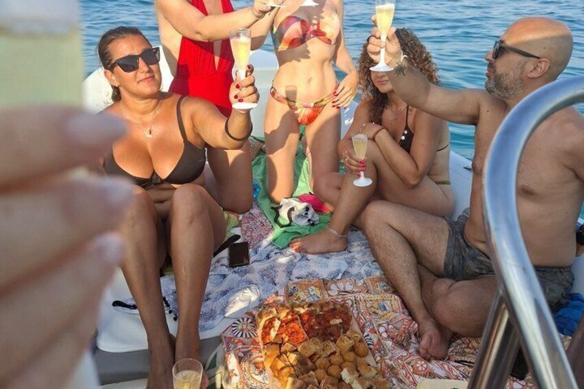 Avola 4.30h Rib Boat Tour with Snorkeling Aperitif 3