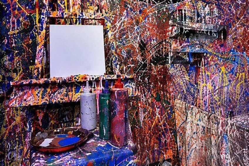 Splatter Painting Experience at Picassos Splat Room 4