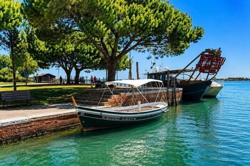 Private Bragozzo Boat Tour in Venice 5
