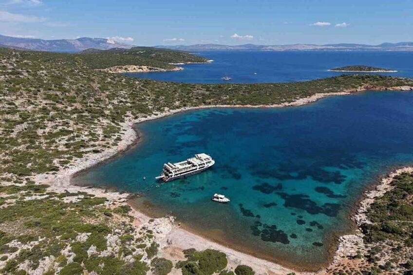 From Izmir Full Day Boat Tour of Cesme with Mediterranean Lunch 2