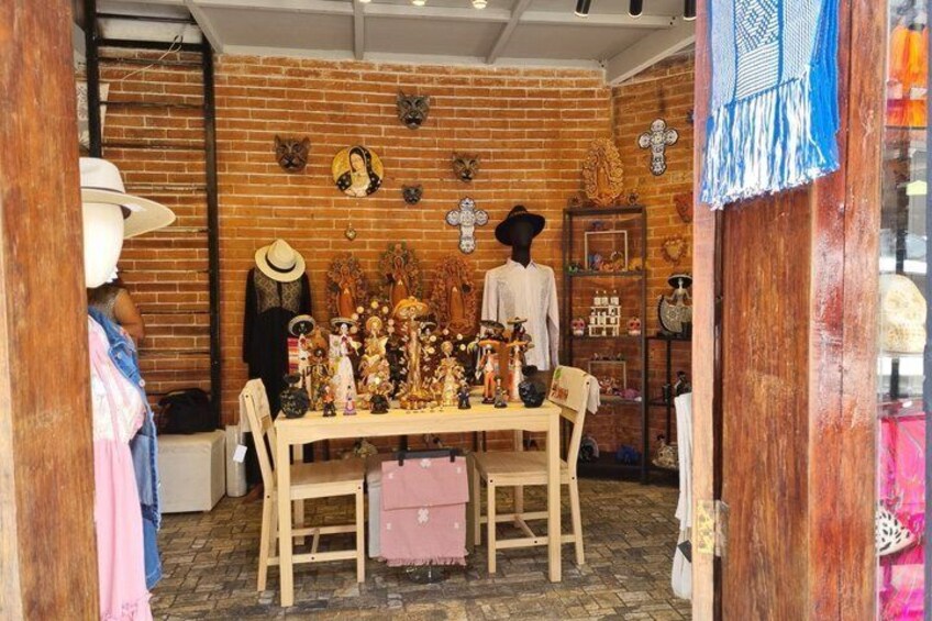 A Walking Tour in San Ángel with Mezcal Tasting 5