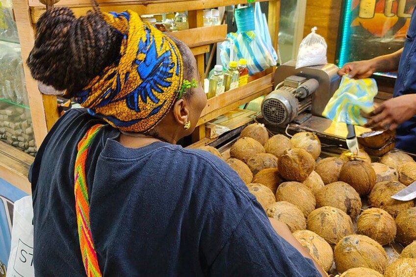 Discover Pacific Flavors Cali Cooking Class and Market Tour 3