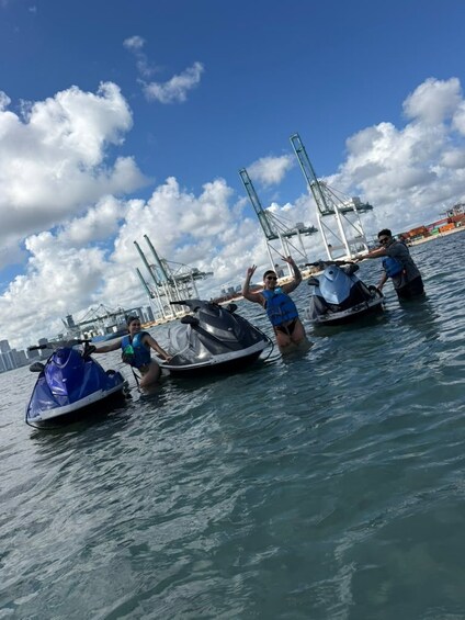 Jet Ski Miami : Experience the Ultimate Water Fun ! 5