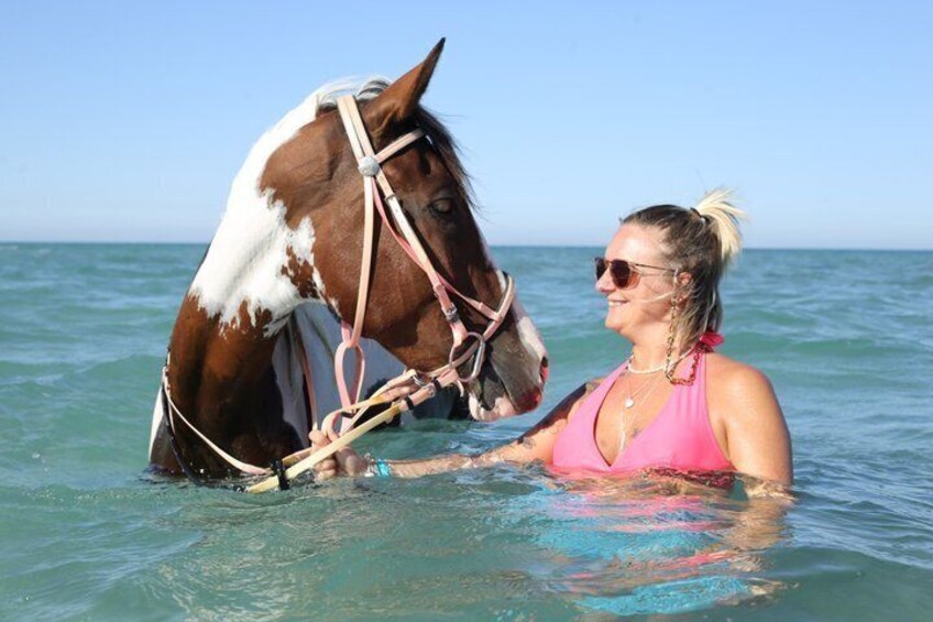 Hurghada: Morning or Sunset Horse Riding & Swimming 2