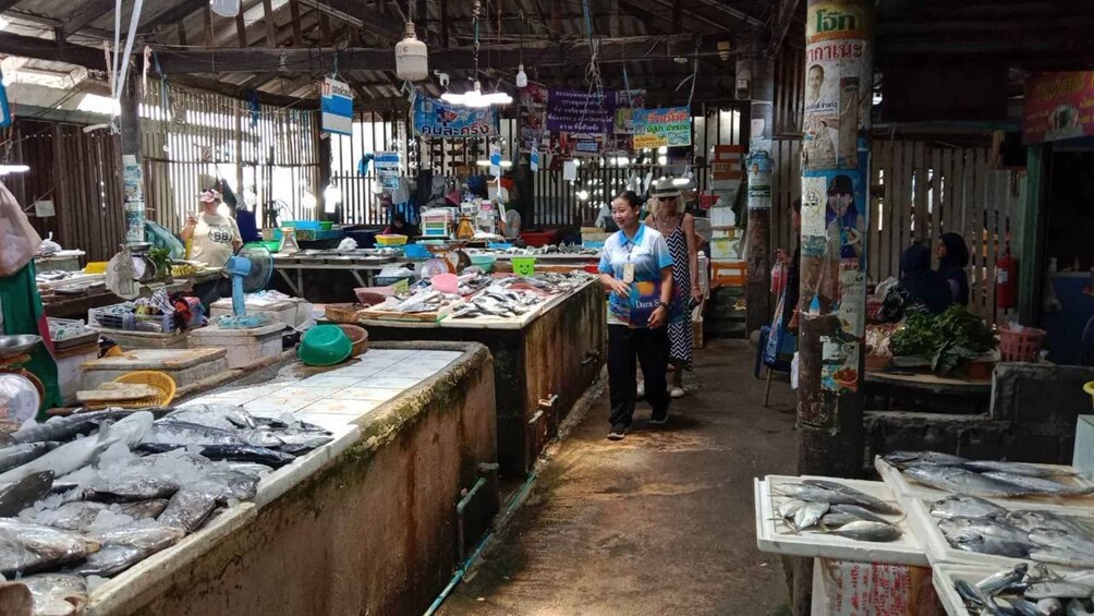 Picture 2 for Activity Koh Samui: City Tour with Lifestyle Shopping Experience 4