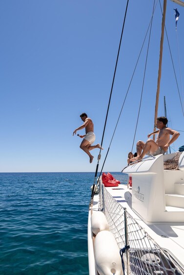 Picture 12 for Activity All-Inclusive Luxury Catamaran with Lunch, Drinks & Transfer 2
