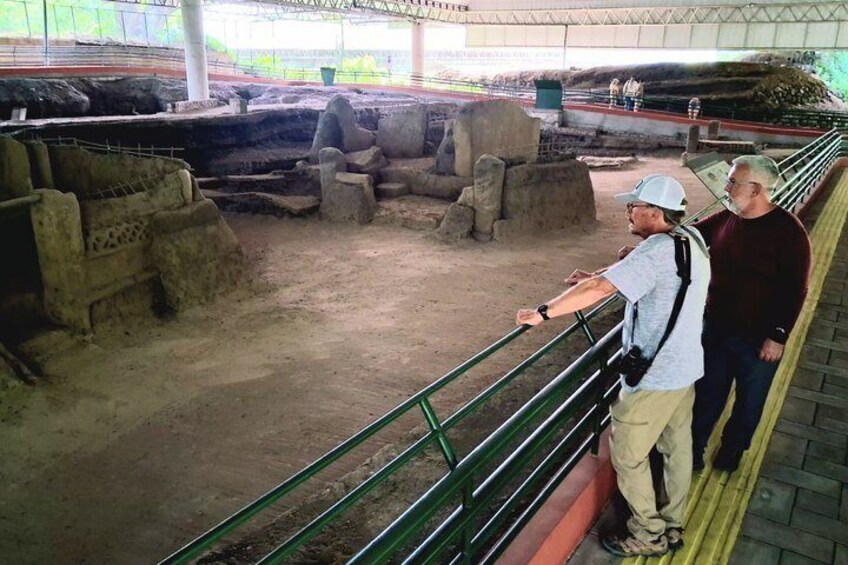 Santa Ana Volcano & UNESCO Maya Village with a Naturalist Guide 4