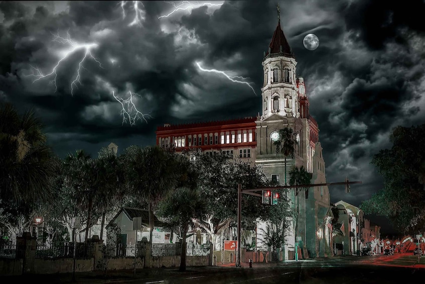 St. Augustine: Ultimate Dead of Night Haunted Ghost Tour 4
