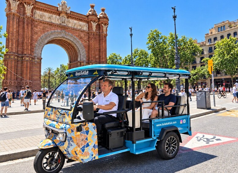 Picture 4 for Activity Barcelona: Private Electric Tuk Tuk Sightseeing Tour with Local Driver-Guide 3