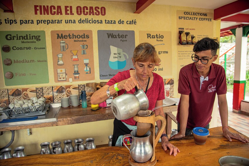 Coffee Farm Tour with Jeep Ride and Tasting from Salento 5