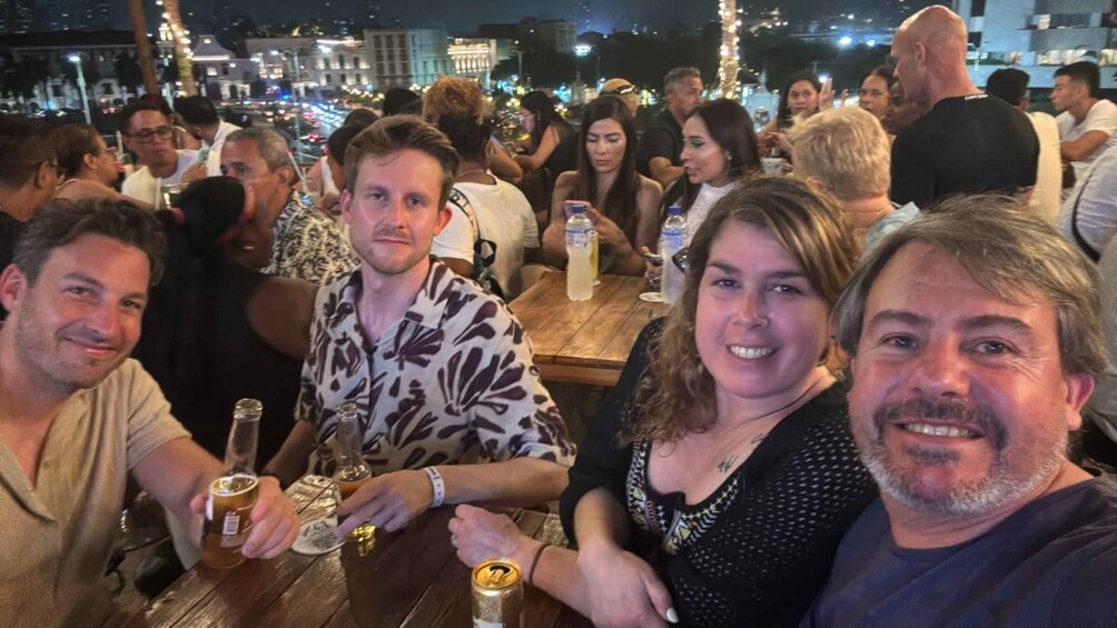 Picture 5 for Activity Cartagena: Pubcrawl with VIP Entry to Rooftops and Nightclub 2