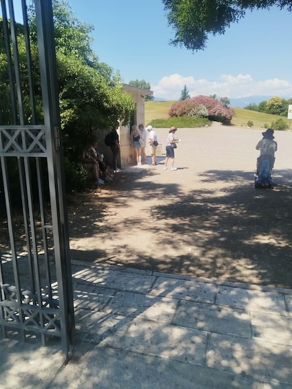 Picture 20 for Activity Vergina Tombs(Unesco),Agios Nikolaos Park, Edessa waterfalls 4
