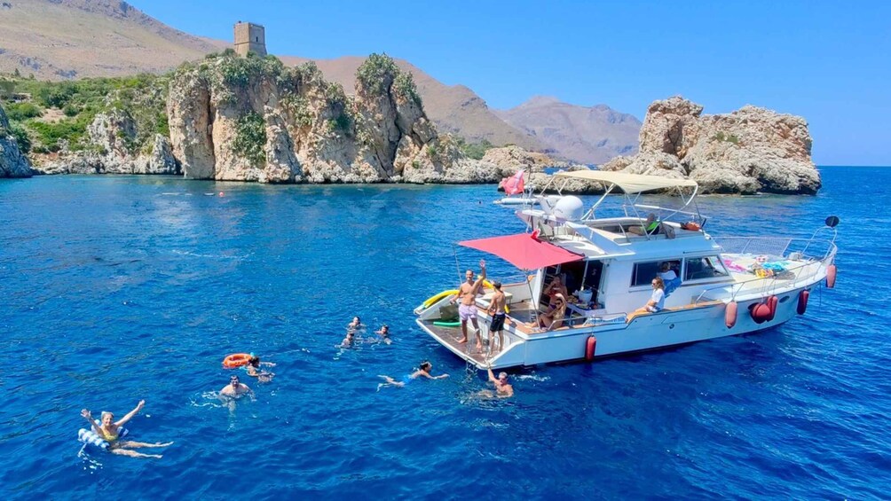 Picture 6 for Activity ZINGARO RESERVE AND SCOPELLO: BOAT TOUR AND SNORKELING 2