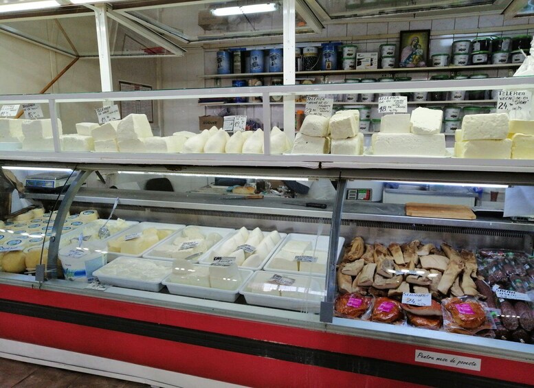 Picture 10 for Activity Bucharest: Tuk Tuk Tour with Obor Market and Mici Tasting 5