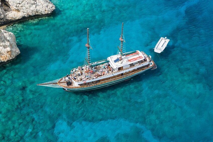 Crystal Waters Cruise 1