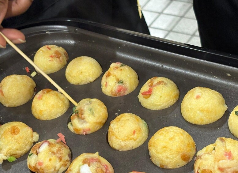 Picture 16 for Activity Nagoya: Let's have fun making the very popular takoyaki! 4