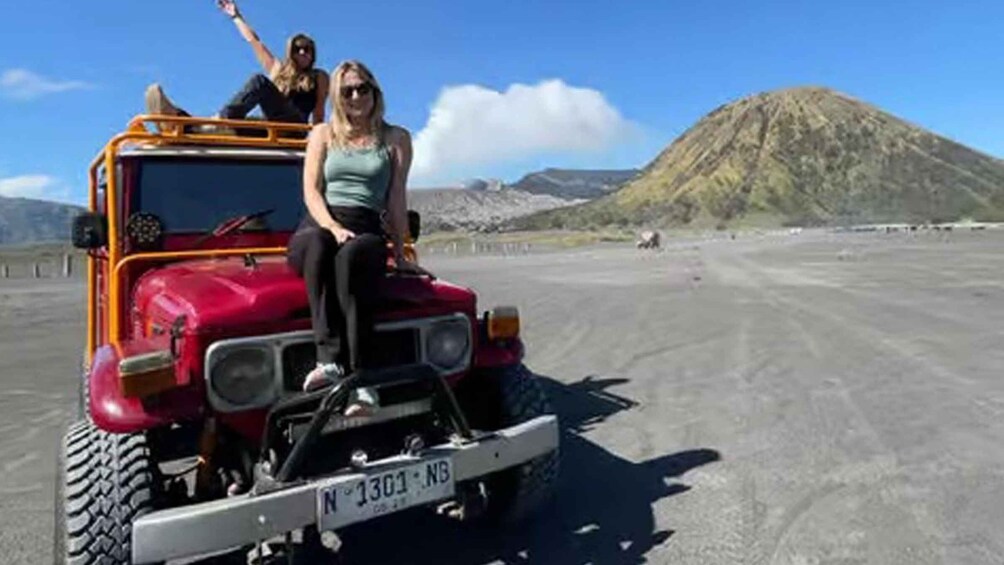 Picture 2 for Activity Bromo sunrise tour from Surabaya, Malang, or Probolinggo 4